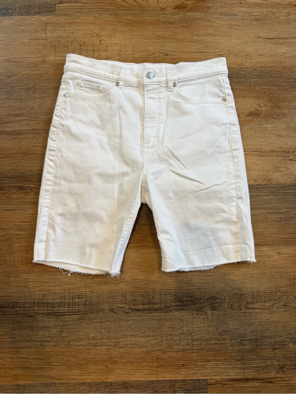LOFT White Denim Jean Shorts with Raw Hem Women’s 6